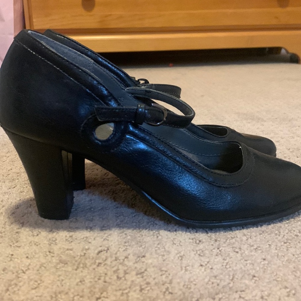 WOMANS DANCE SHOES HEELS MARY JANES